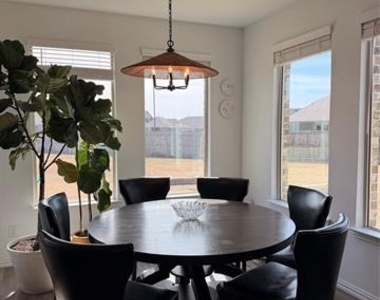 3120 Riddler Way - Photo Thumbnail 3
