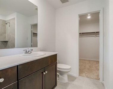 3608 Kinglet Court - Photo Thumbnail 22