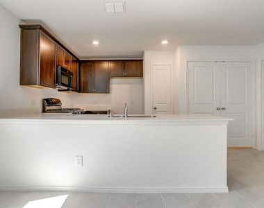 3608 Kinglet Court - Photo Thumbnail 9