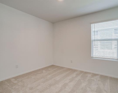 3608 Kinglet Court - Photo Thumbnail 25