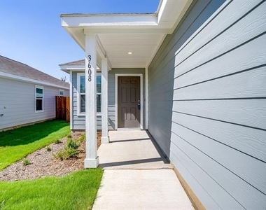 3608 Kinglet Court - Photo Thumbnail 3