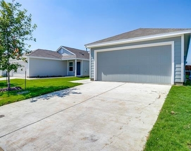3608 Kinglet Court - Photo Thumbnail 2