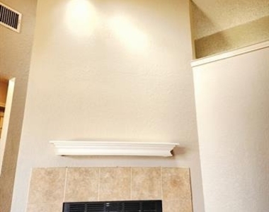 5820 Concord Street - Photo Thumbnail 5