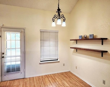 5820 Concord Street - Photo Thumbnail 8