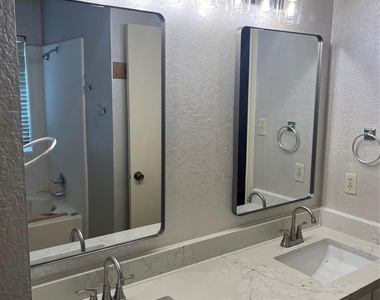 5820 Concord Street - Photo Thumbnail 2