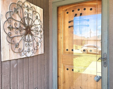 5820 Concord Street - Photo Thumbnail 4