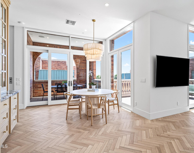 54 W Palm Lane - Photo Thumbnail 12