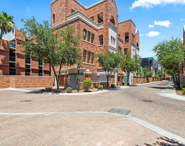 54 W Palm Lane - Photo Thumbnail 2