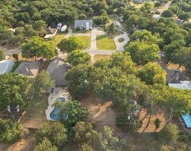 6301 Sydney Drive - Photo Thumbnail 28