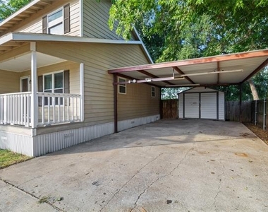 6301 Sydney Drive - Photo Thumbnail 2