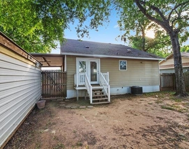6301 Sydney Drive - Photo Thumbnail 25