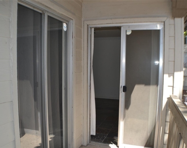 4859 Cedar Springs Road - Photo Thumbnail 10