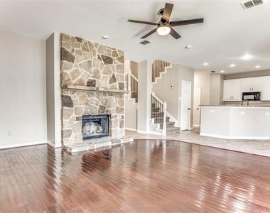 15704 Grove Crest Drive - Photo Thumbnail 5