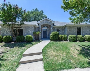 3304 Felicia Court - Photo Thumbnail 3