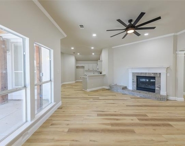3304 Felicia Court - Photo Thumbnail 5