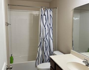 915 Quartz Trail - Photo Thumbnail 12