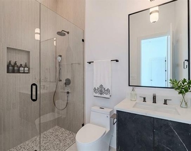 11232 Hillcrest Road - Photo Thumbnail 30