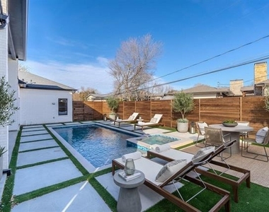 11232 Hillcrest Road - Photo Thumbnail 2