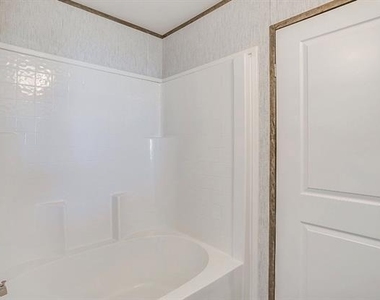 81 Kenzi Drive - Photo Thumbnail 37