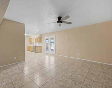 1324 W 12th Street - Photo Thumbnail 7
