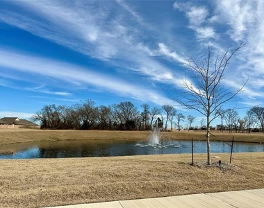 7905 Marsh Lane - Photo Thumbnail 10