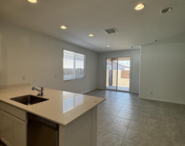 9819 W Flower Street - Photo Thumbnail 7