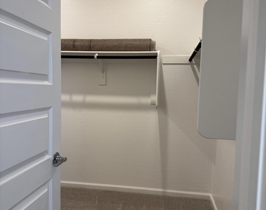 9819 W Flower Street - Photo Thumbnail 11