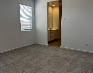 9819 W Flower Street - Photo Thumbnail 8