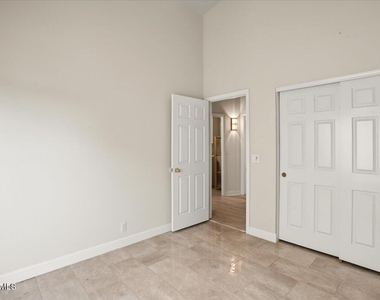 13329 N 94th Place - Photo Thumbnail 26