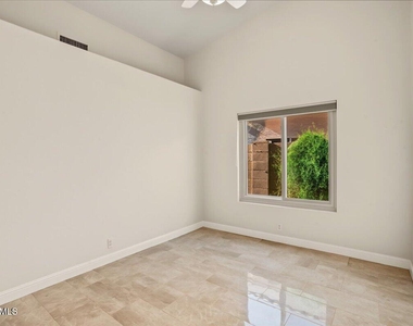 13329 N 94th Place - Photo Thumbnail 25