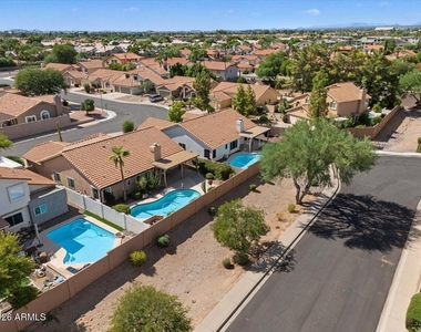 13329 N 94th Place - Photo Thumbnail 41