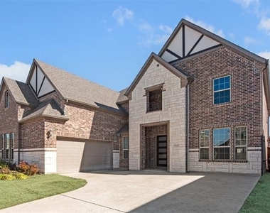 2112 Millwall Drive - Photo Thumbnail 1