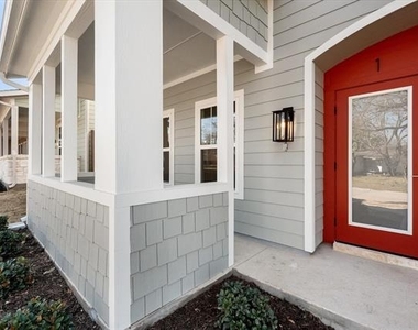 504 E Kimball Street - Photo Thumbnail 1