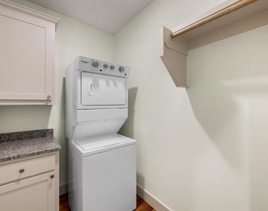 504 E Kimball Street - Photo Thumbnail 15