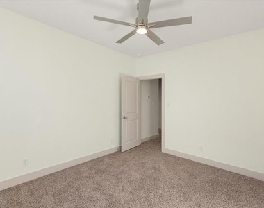 504 E Kimball Street - Photo Thumbnail 21