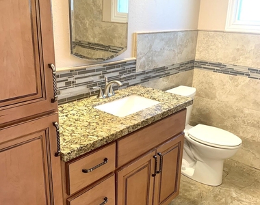 15611 N 57th Lane - Photo Thumbnail 13