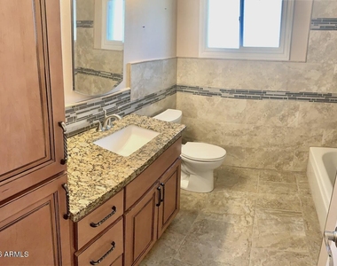 15611 N 57th Lane - Photo Thumbnail 15