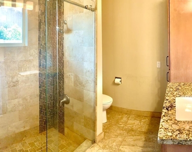15611 N 57th Lane - Photo Thumbnail 12