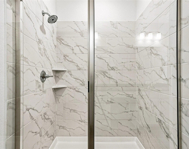 537 Parkside Drive - Photo Thumbnail 19