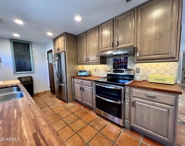 37801 N Cave Creek Road - Photo Thumbnail 9