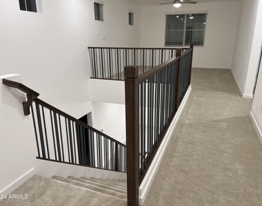 13857 S 177th Avenue - Photo Thumbnail 4