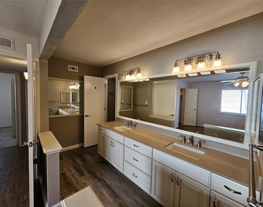 7713 Jerome Drive - Photo Thumbnail 22