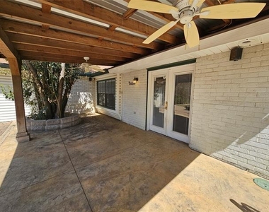 7713 Jerome Drive - Photo Thumbnail 25