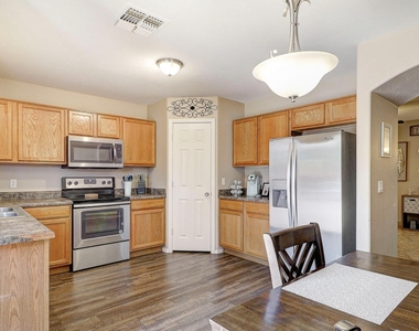 170 S 228th Lane - Photo Thumbnail 2