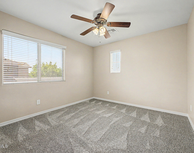 2531 E Eleana Lane - Photo Thumbnail 33