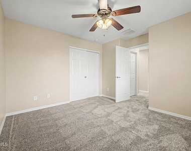 2531 E Eleana Lane - Photo Thumbnail 30