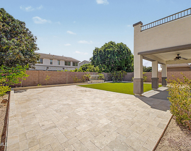 2531 E Eleana Lane - Photo Thumbnail 47