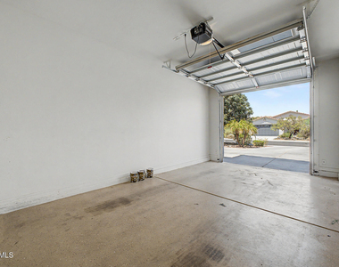 2531 E Eleana Lane - Photo Thumbnail 42