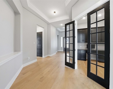 1410 Binkley Avenue - Photo Thumbnail 3