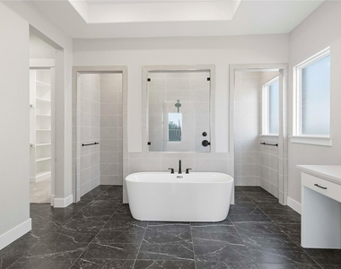 1410 Binkley Avenue - Photo Thumbnail 15